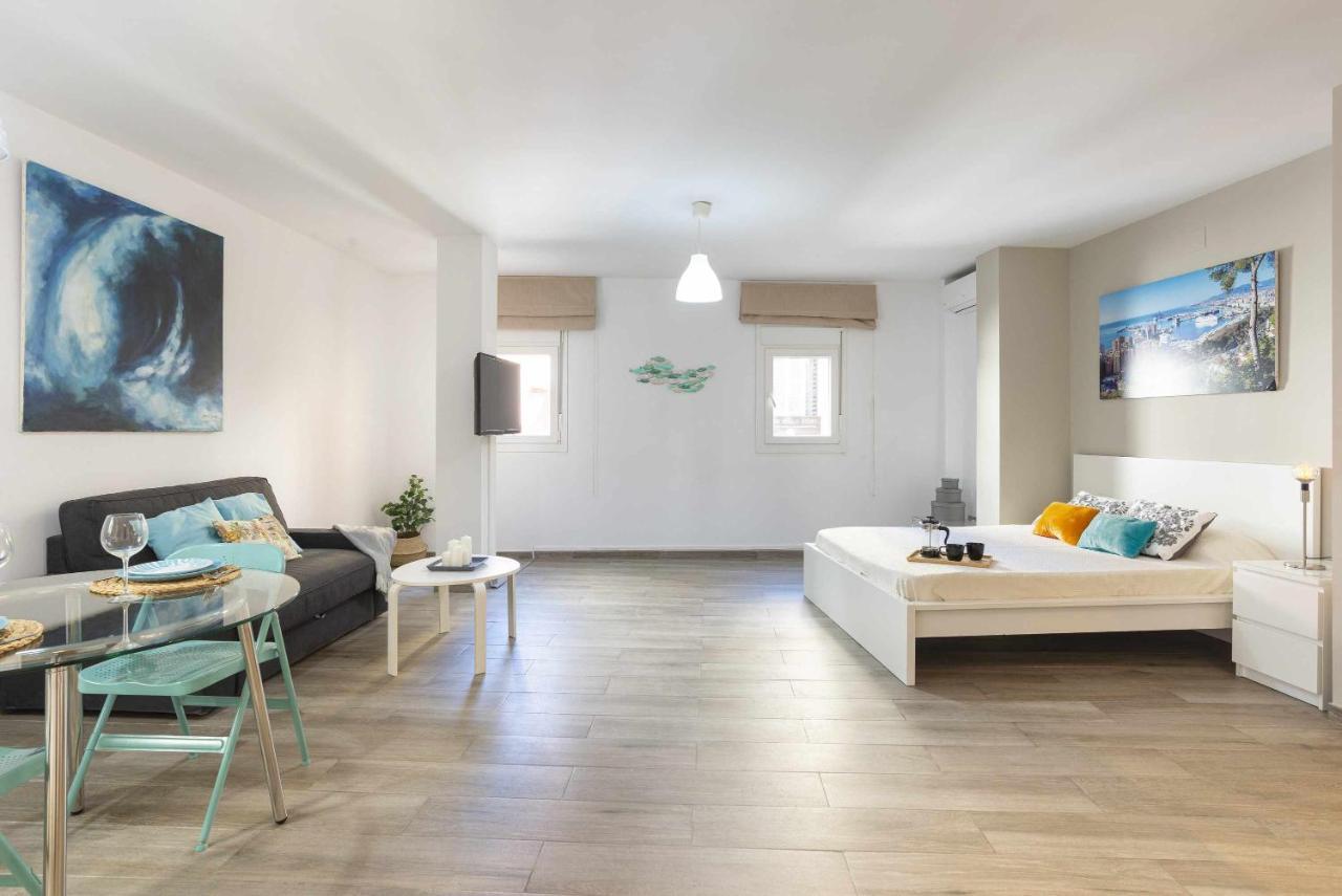 Apartamento Loft Santa Lucia Centro Málaga Exterior foto